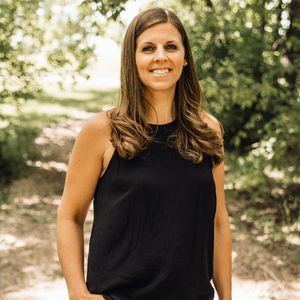 Meet your Posher, Dana